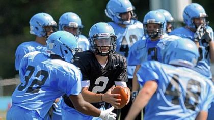 Can quarterback Jordan Brown (middle, black shirt) and Seneca Valley challenge North Allegheny for the Northern Eight crown?