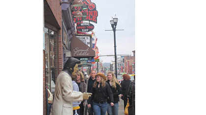 Nashville's honky-tonks feature live music day and night.