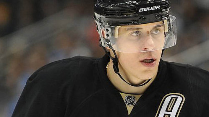 Evgeni Malkin has agreed to a contract to play for Metallurg Magnitogorsk if the start of the 2012-13 NHL season is delayed.