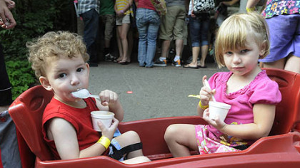Charles Geidel, 2, and his sister Samantha, 3.