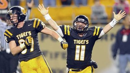 North Allegheny quarterback Mack Leftwich (11), with Jack Henderson, threw for more than 2,000 yards last season.