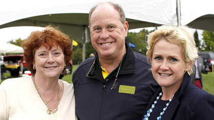 Helen Hanna Casey, Hoddy Hanna and Annie Engel.