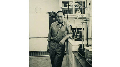 A 1964 photo of Bob Phillips in Dr. Starzl's laboratory.