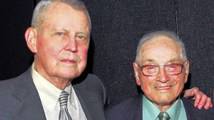 Bob Phillips (right), the longest-surviving kidney transplant recipient, with Dr. Thomas Starzl.