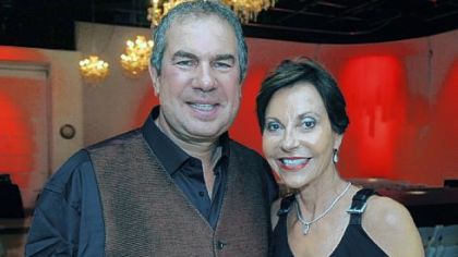 Chairs Chuck Snyder and Carol Schreiber.
