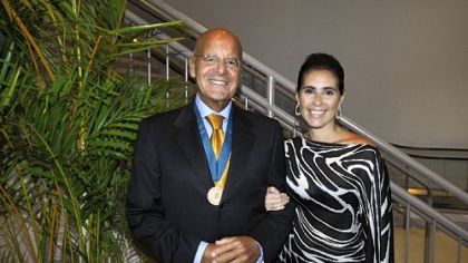 Jeffrey and Stefania Romoff.