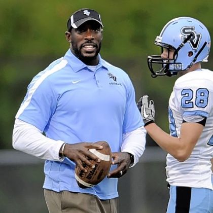 Seneca Valley linebackers coach Jason Gildon prepares for Friday's game.
