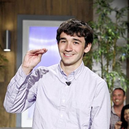 Ian Terry doing the "Quack" hand signal signifying his alliance, the Quack Pack.