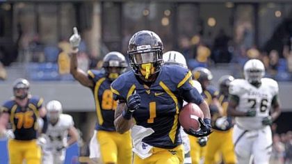 Tavon Austin had 14 receptions for 215 yards and two touchdowns including this one of 45 yards in the third quarter.