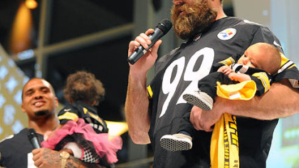 Maurkice Pouncey, left, and Brett Keisel
