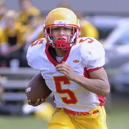 North Catholic running back P.J. Fulmore will play against his dad, Mike, the Wilkinsburg head coach.