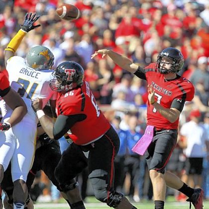 Texas Tech's Seth Doege won the quarterback battle with 499 yards passing and six touchdowns.
