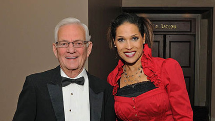 Paul O'Neill and Muhammad Ali's daughter Rasheda