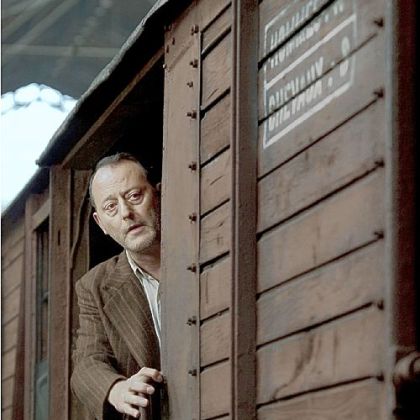 David Sheinbaum, portrayed by Jean Reno, is among those boarded onto trains to internment camps by the French authorities in "La Rafle."