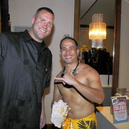 Ben Roethlisberger with Nick Muna and his conch shell.