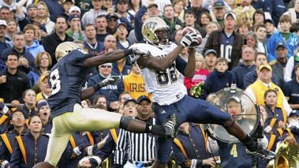 Pitt wide receiver Jonathan Baldwin catches a touchdown pass against Notre Dame in 2008.