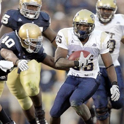 Pitt running back LeSean McCoy avoids a tackle against Notre Dame in 2008.