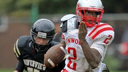 Avonworth's Andrew Broadus, picking up yardage against Riverview, played a key role in the victory against Northgate.