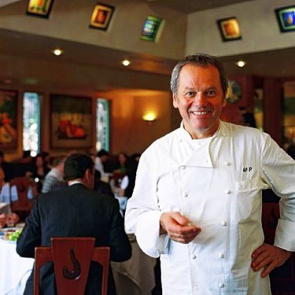 Wolfgang Puck, whose name can be found on 101 restaurants worldwide, has thoroughly reinvented his Spago Beverly Hills restaurant.