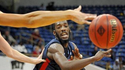 Robert Morris forward Lucky Jones passes the ball during the first half of a Preseason NIT  game Monday night against Lehigh at Petersen Events Center.