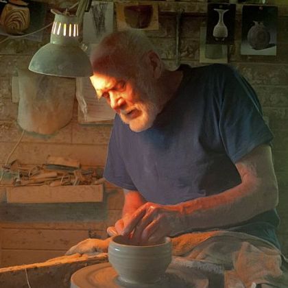 Potter Warren MacKenzie will be seen on "Craft in America: Crossroads" on WQED at 9 p.m. Friday. His work  is represented in Carnegie Museum of Art collections.