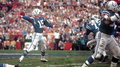 It's doubtful any backup quarterback achieved greater success than Earl Morrall, who twice helped the Baltimore Colts to the Super Bowl and stepped in for Bob Griese during the Miami Dolphins' perfect season of 1972.