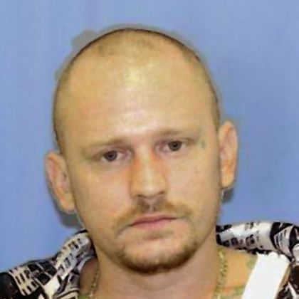 Joseph Guiney  == wanted for bank robberies