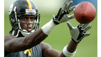 Former wide receiver Plaxico Burress will work out for the team on Tuesday.