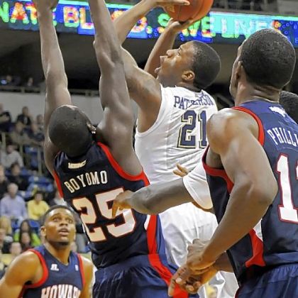 Lamar Patterson drives to the basket against Howard Tuesday night at Petersen Events Center. Patterson tied for team scoring honors with 15 points.