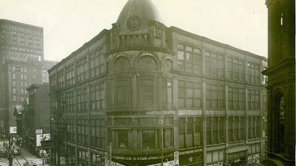 The Gusky Department Store was at the corner of Market 
Street and Third Avenue,  where the PPG ice rink is today.