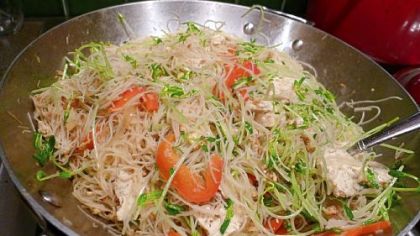 Singapore Curry Tofu Noodles from "Simply Ming in Your Kitchen: 80 Recipes to Watch, Learn, Cook & Enjoy."