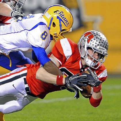 WA senior Nick Halbedl scores a TD in WPIAL title game.