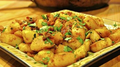 Scruffed carbonara potatoes.
