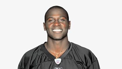 Receiver Antonio Brown has 51 catches for 592 yards.