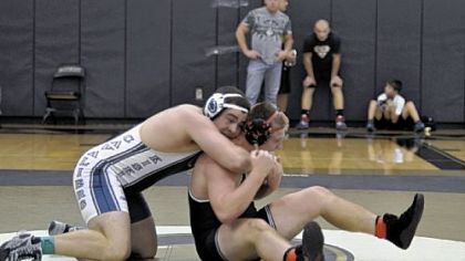 Kiski Area's Matt McCutcheon, wrestling Kittanning's Zac Coyle, is off to 6-0 start.