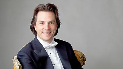Daniel Meyer -- Leads Pops in a festive concert.